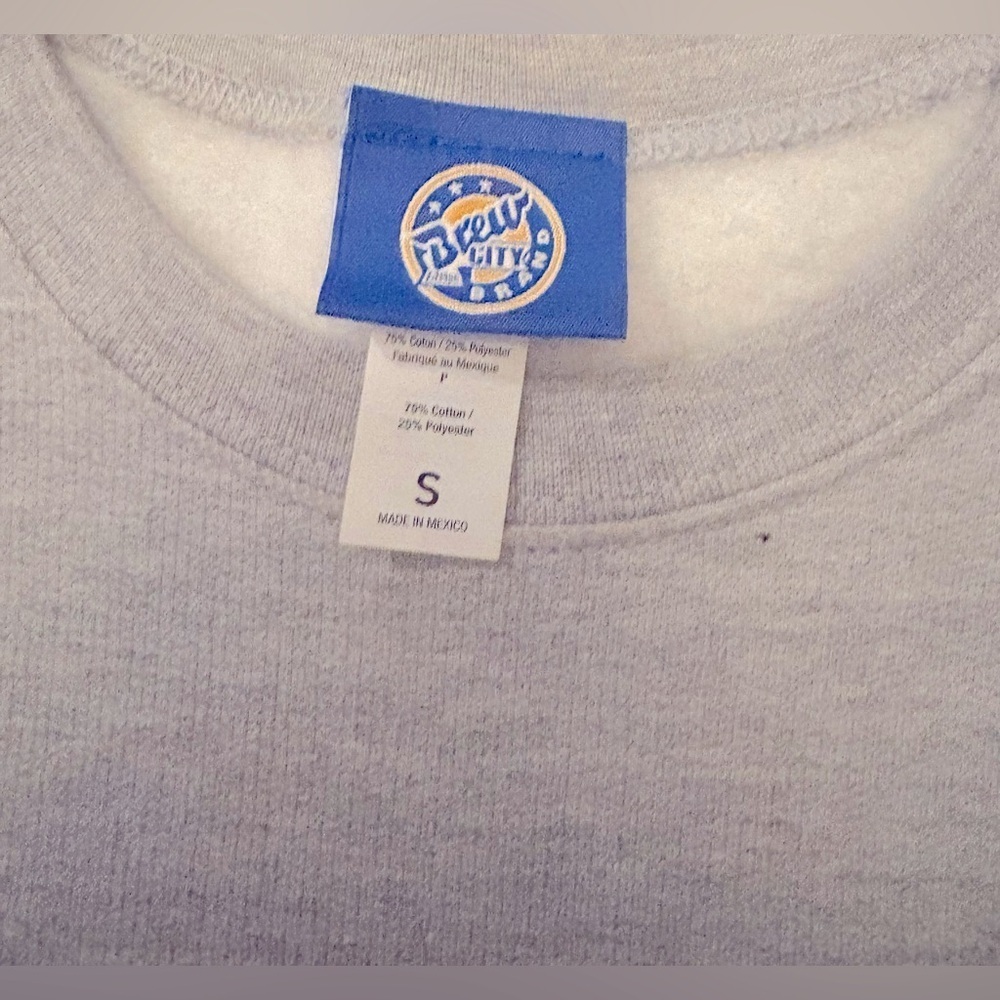 Urban Outfitters Budweiser King of Beers grey Sweatshirt Small Unisex - Picture 4 of 4
